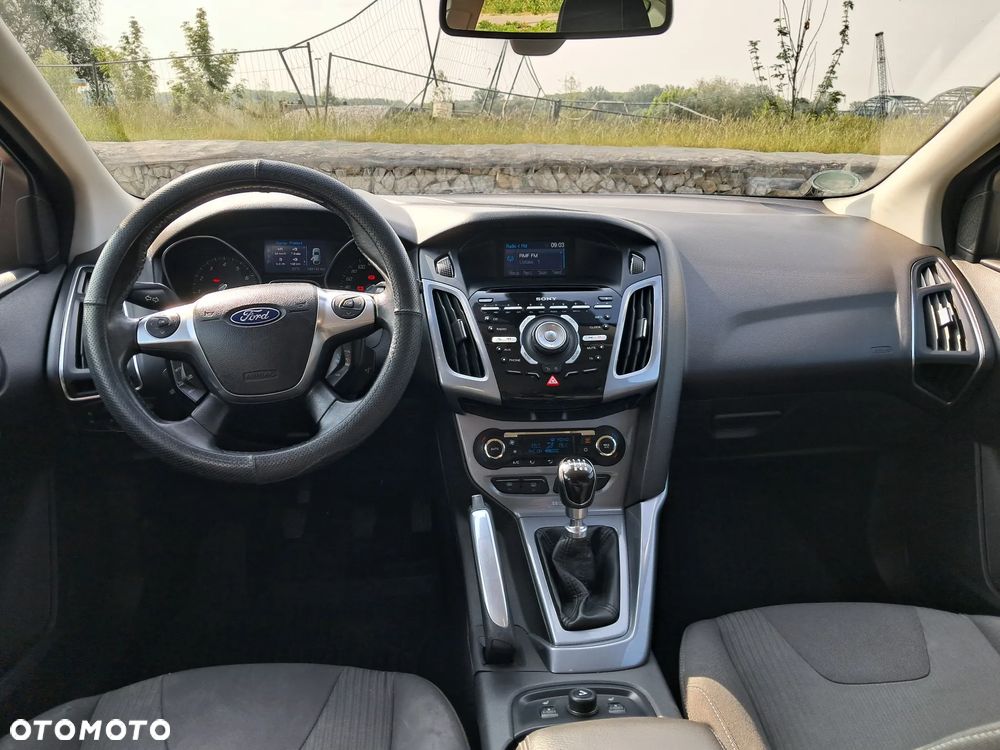 Ford Focus 1.6 EcoBoost Start-Stopp-System - 19