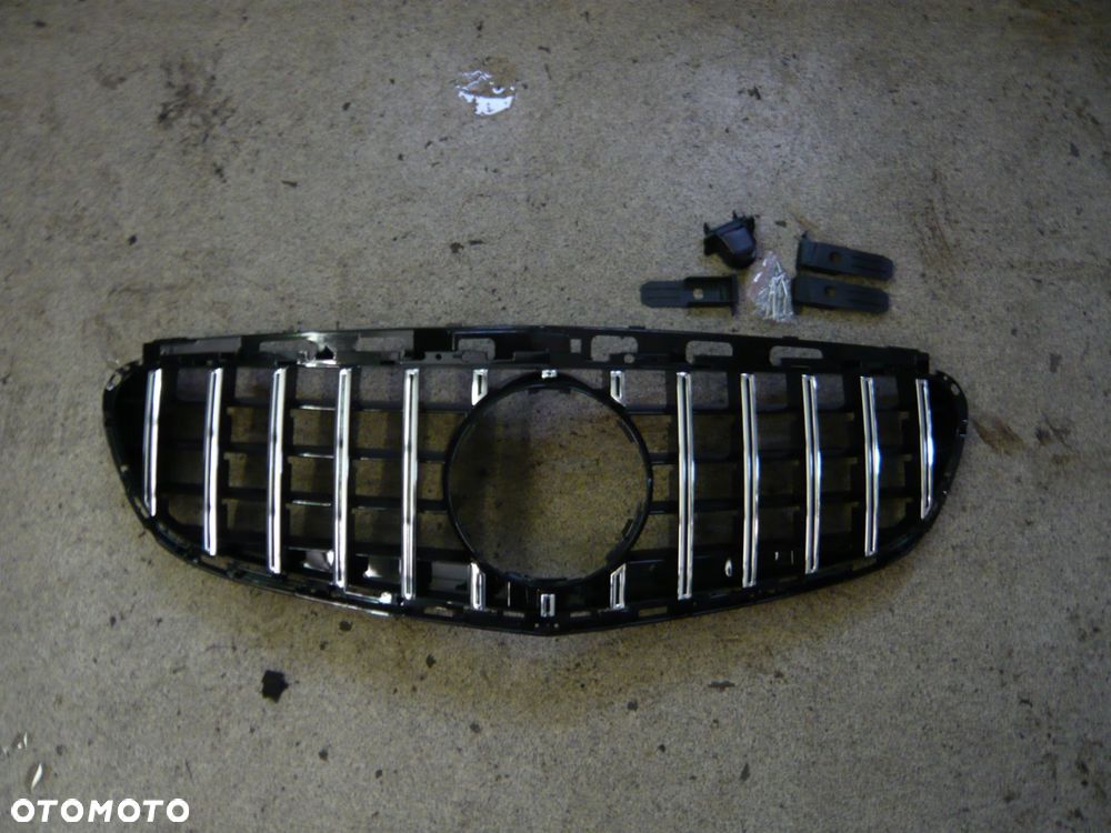 atrapa chłodnicy grill mercedes-benz w212 - 1