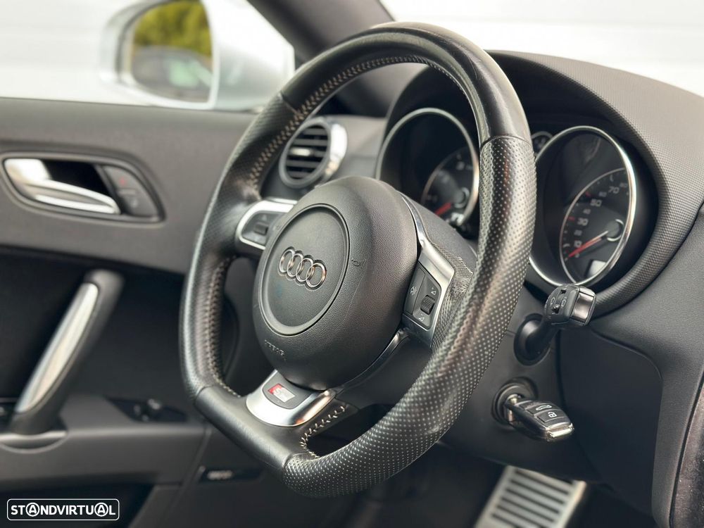 Audi TT Coupé - 4
