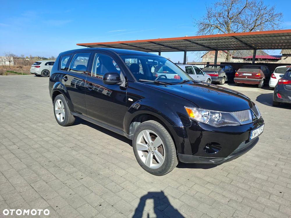 Mitsubishi Outlander 2.0 DI-D 4WD Intense - 3