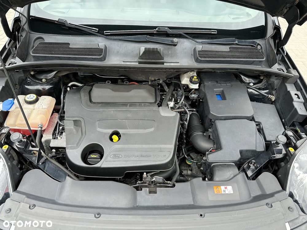 Ford Kuga - 26