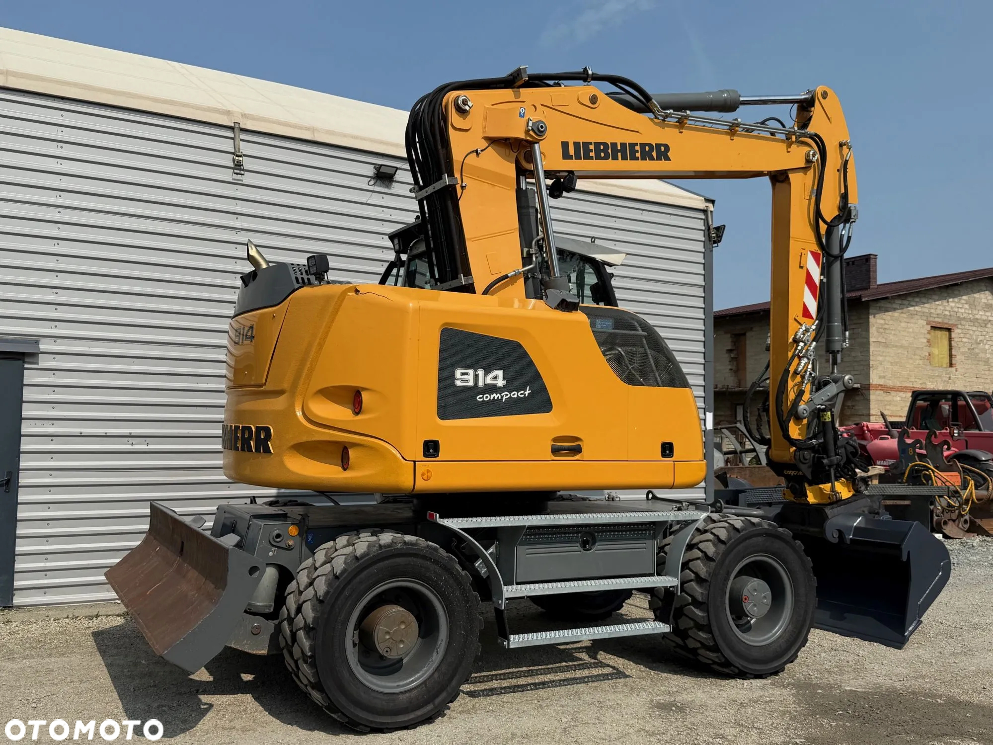 Liebherr A 914 Compact Rototilt Speeder - 6