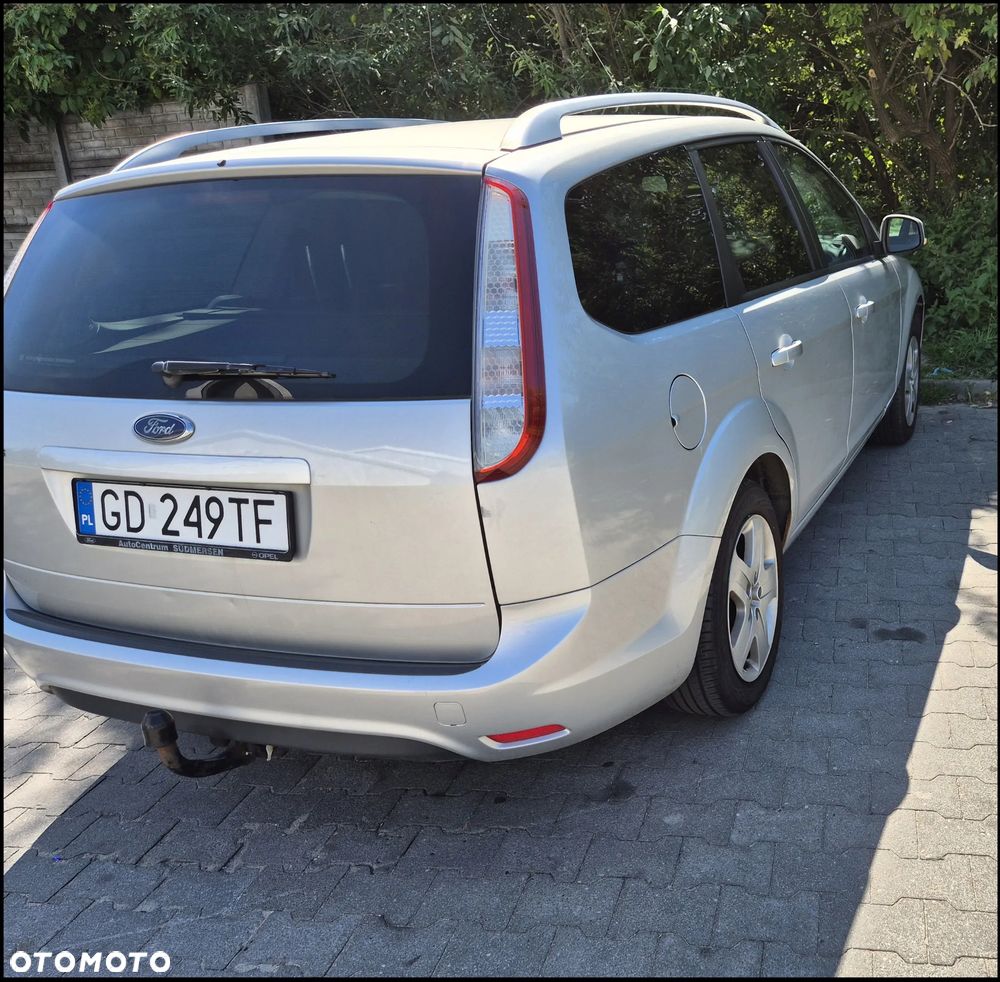 Ford Focus 1.6 Ambiente - 5