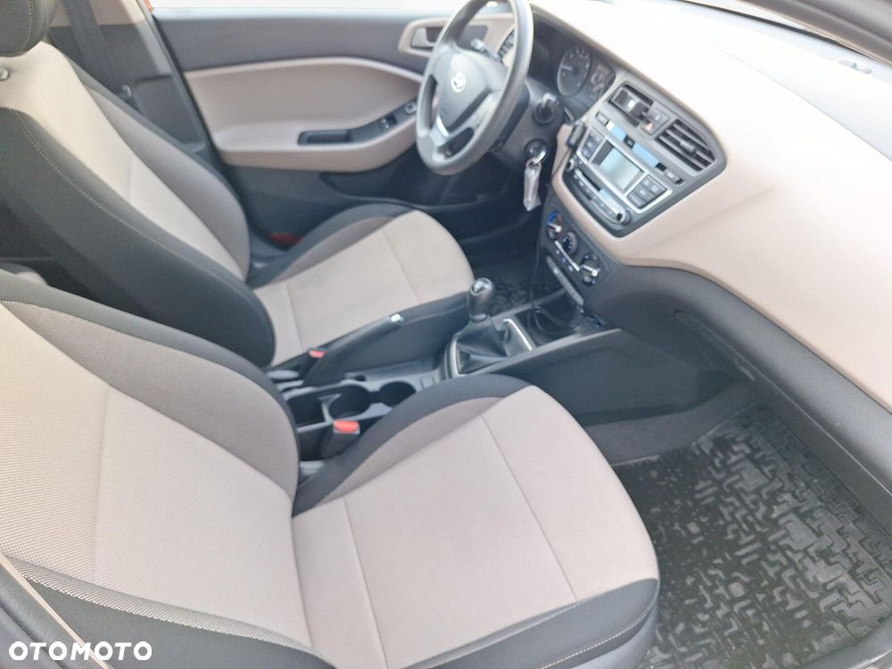Hyundai i20 1.2 BlueDrive Classic + - 12