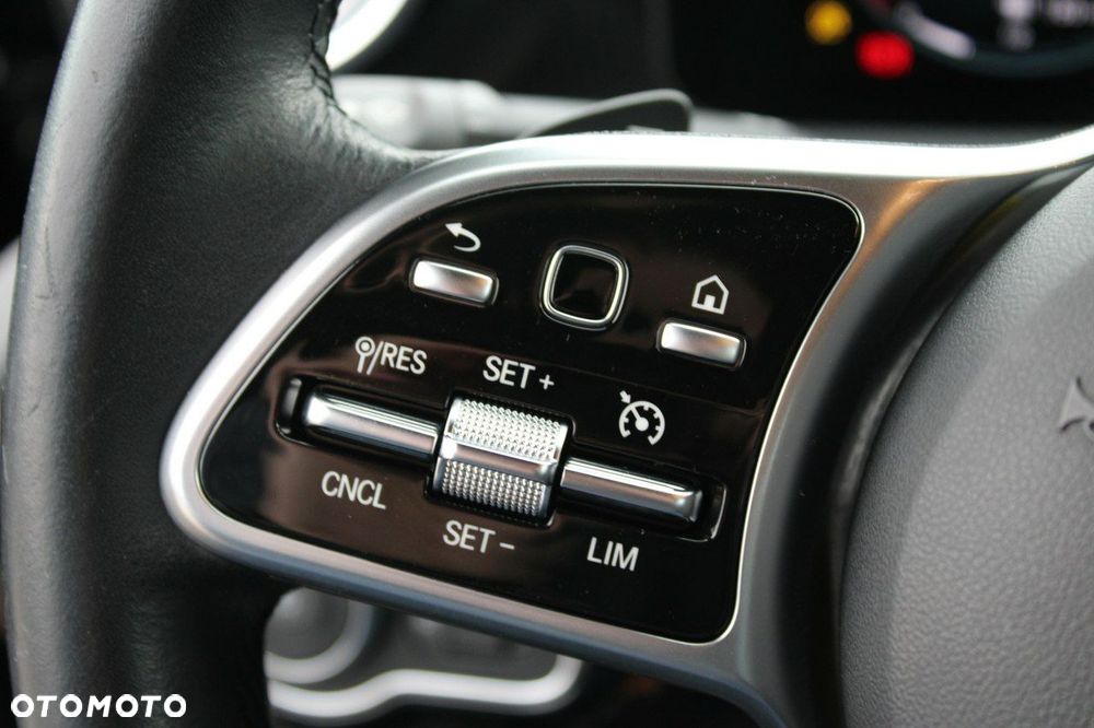 Mercedes-Benz CLA - 25