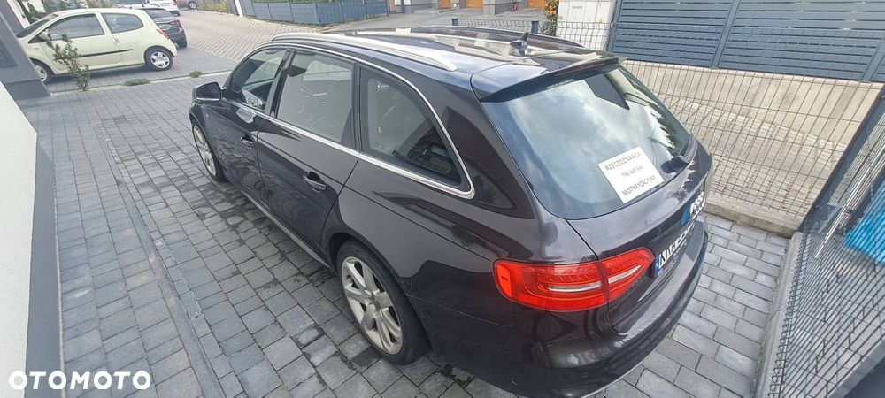 Audi A4 Avant - 4