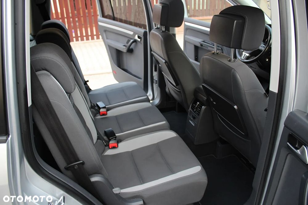 Volkswagen Touran 2.0 TDI DPF Life - 20