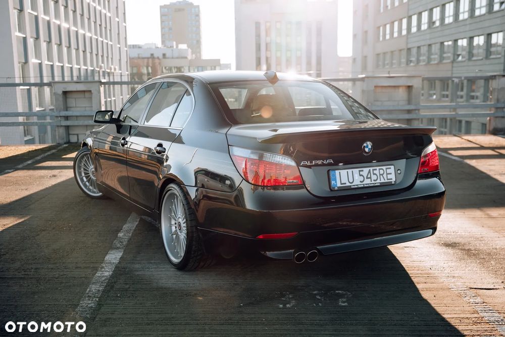 BMW Seria 5 545i - 15