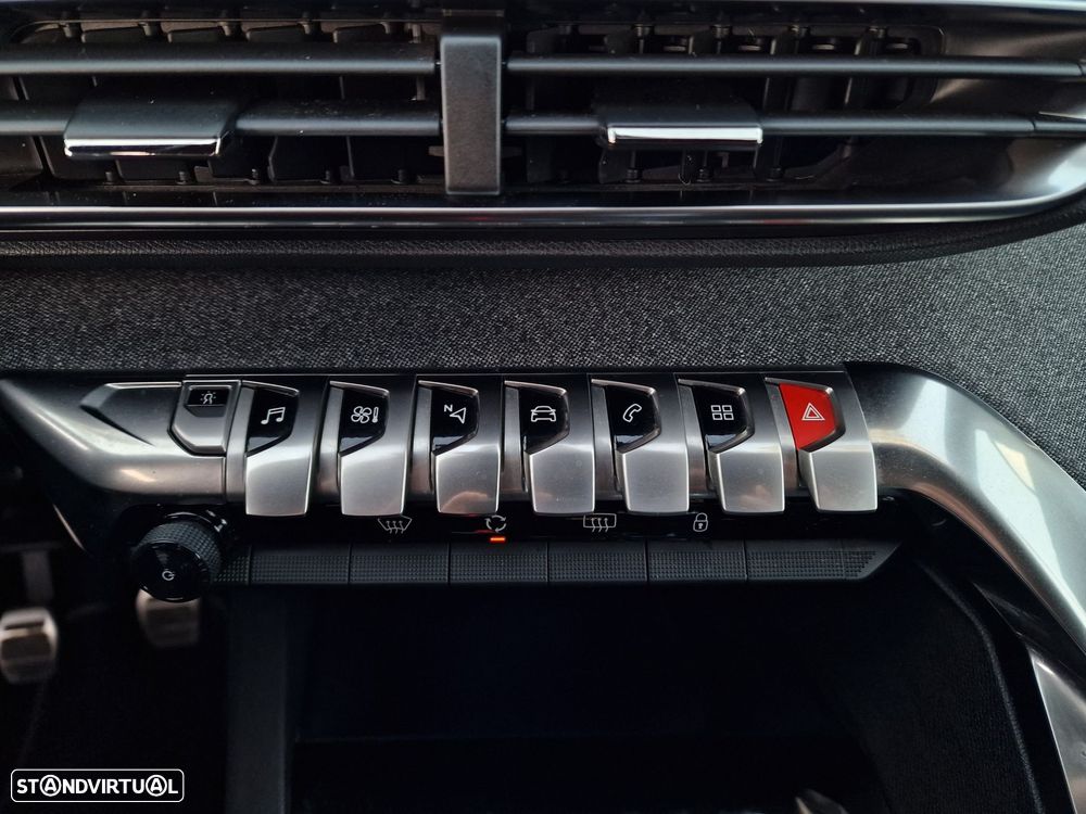 Peugeot 3008 1.2 PureTech GT Line - 28