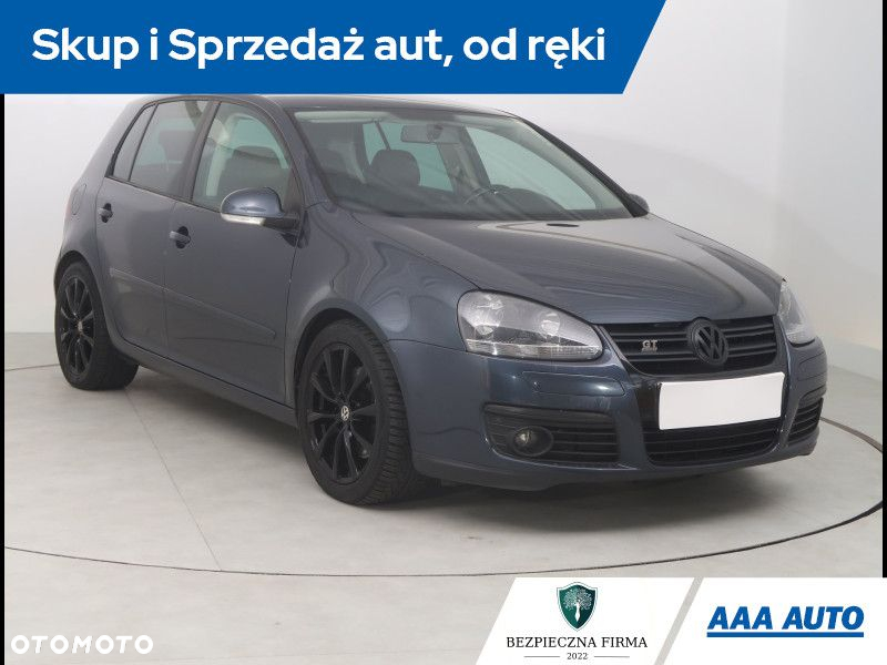Volkswagen Golf - 2