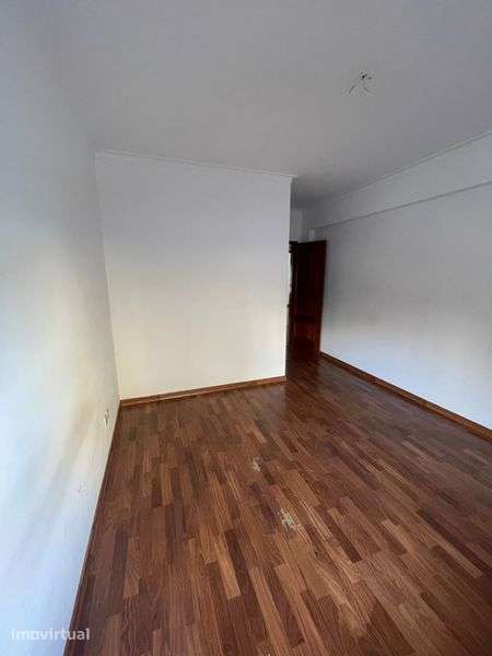 Apartamento T3 Carregado - Grande imagem: 5/11
