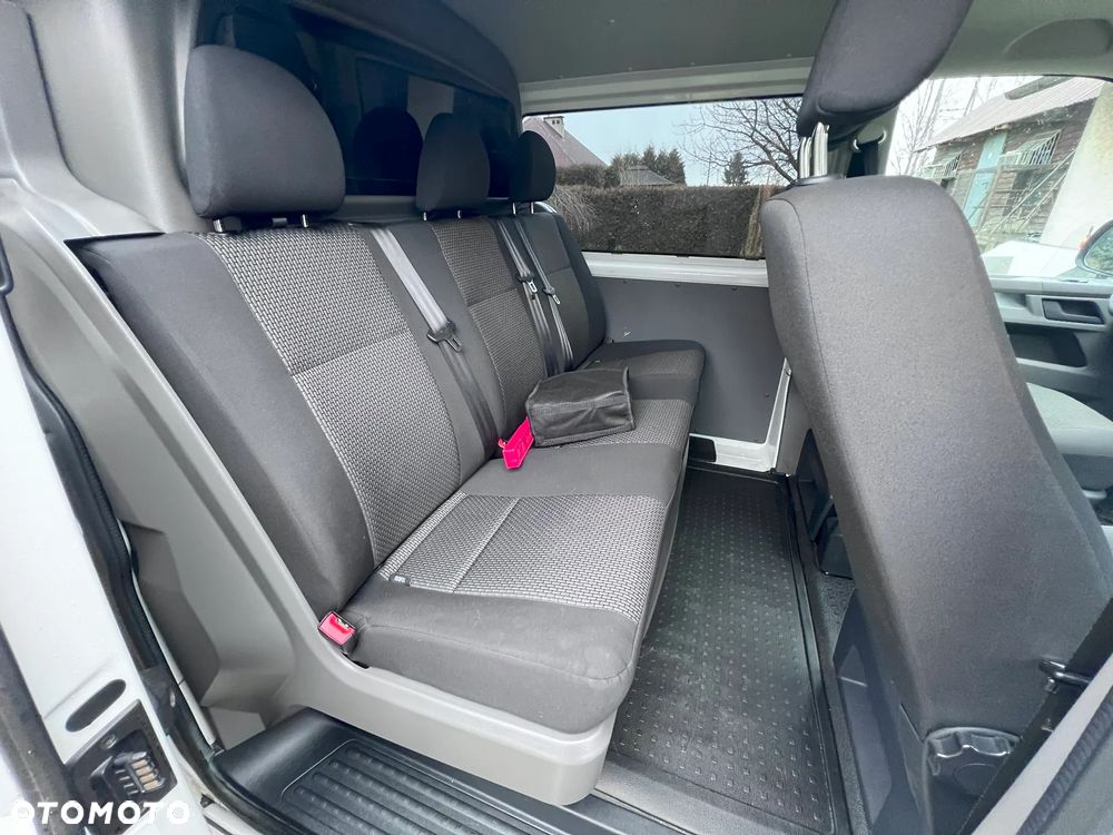 Volkswagen Transporter - 14