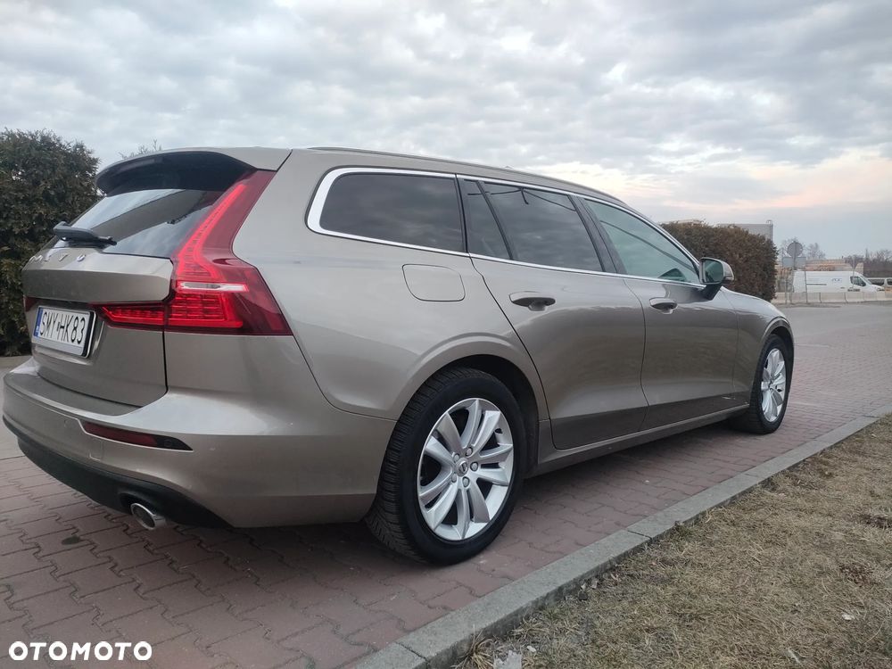 Volvo V60 D3 Drive-E Dynamic Edition (Momentum) - 14