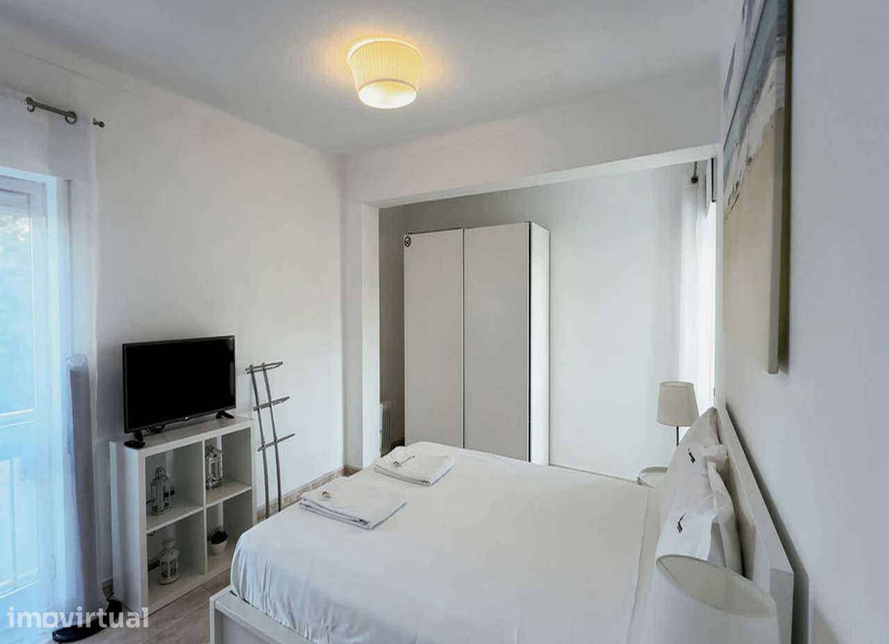 Apartamento T2 com varanda e garagem em Faro - Grande imagem: 4/20