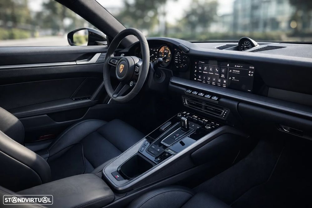 Porsche 911 (992) Carrera 4S PDK - 12