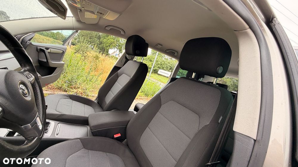 Volkswagen Passat 2.0 TDI BlueMotion Technology Highline - 15