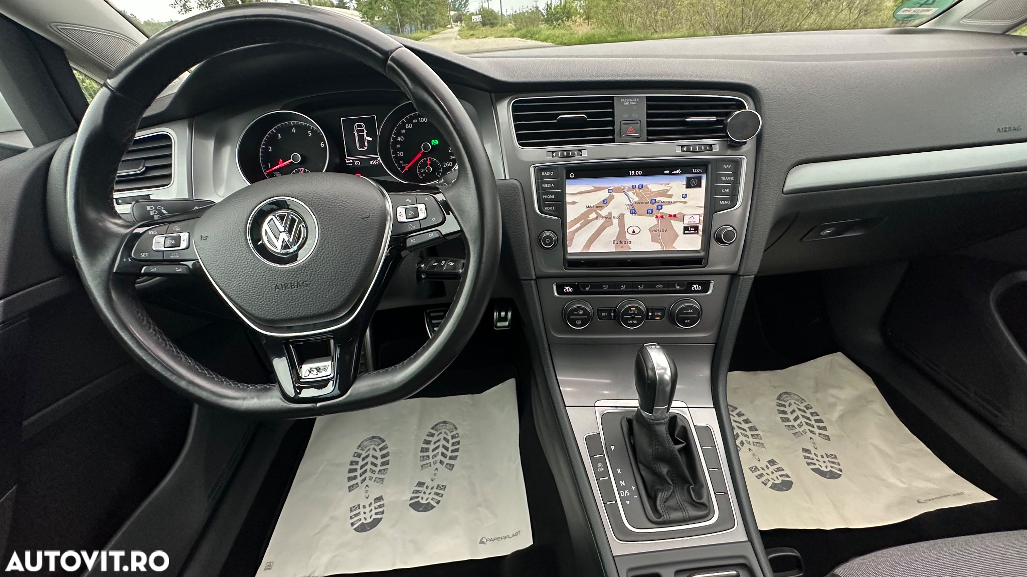 Volkswagen Golf 1.4 TSI BlueMotion Technology DSG Highline - 40