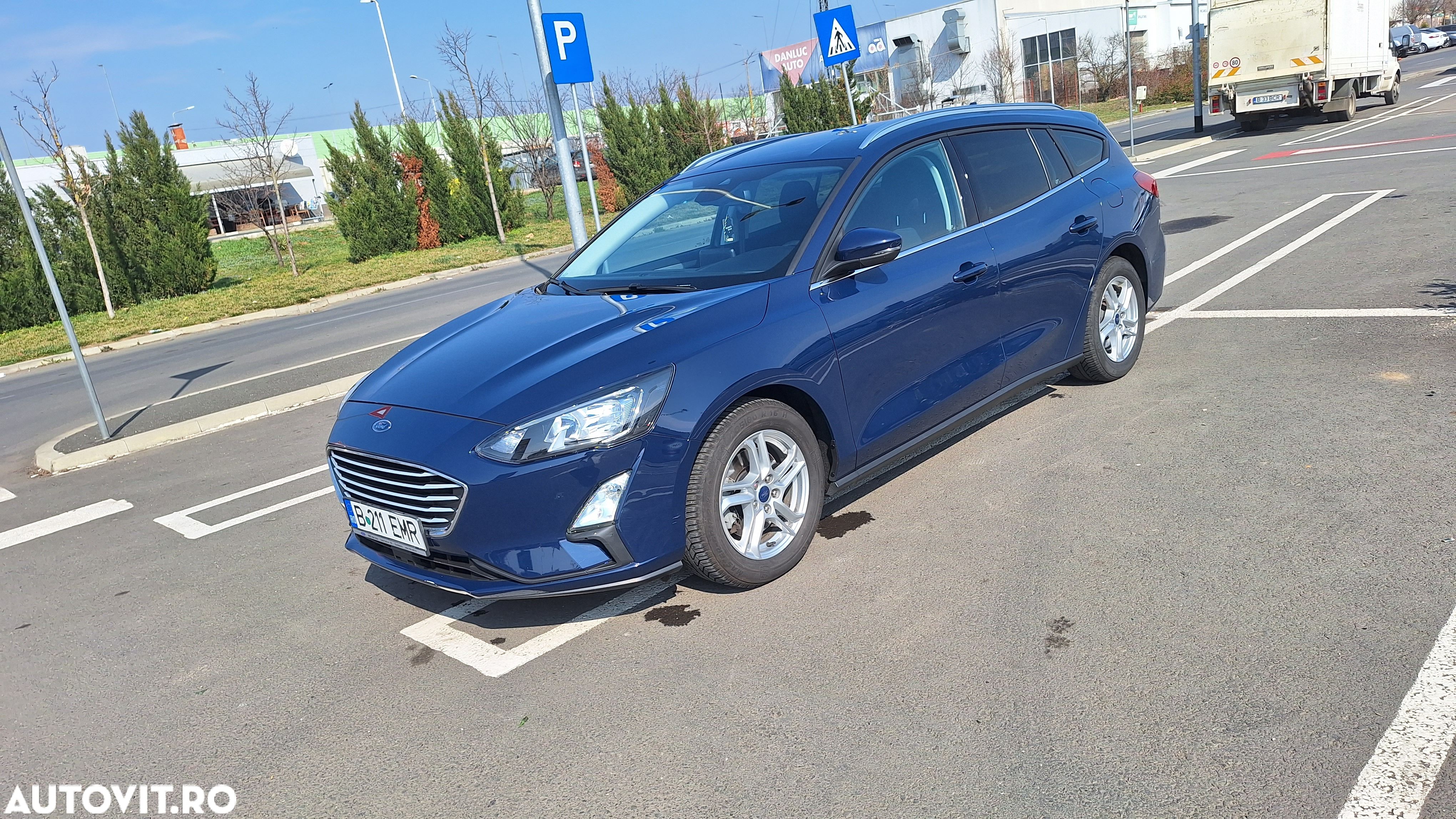 Ford Focus 1.0 EcoBoost Trend Edition - 1
