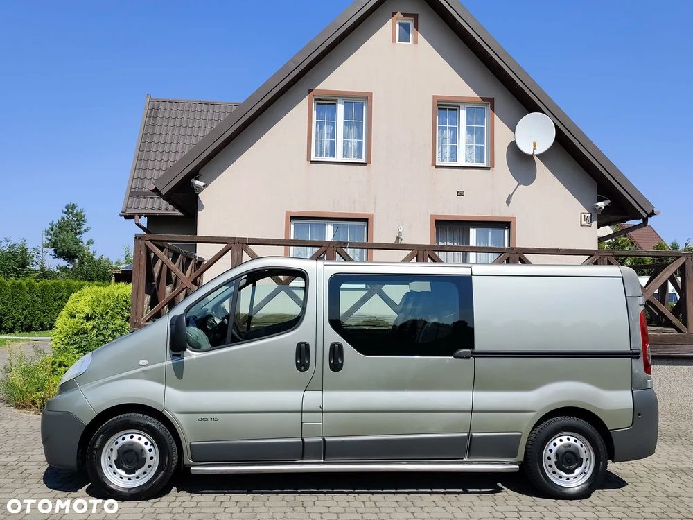 Renault Trafic 2.0dCi 115 - 7