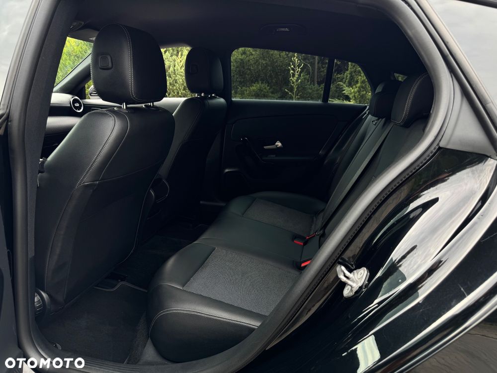 Mercedes-Benz CLA 200 d 8G-DCT Progressive - 23