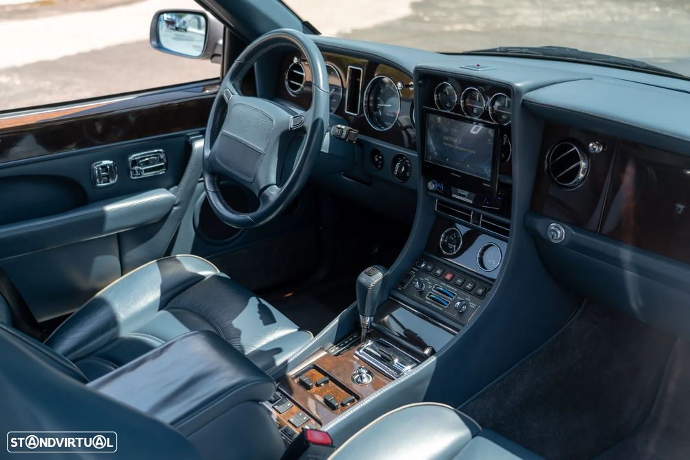 Bentley Azure Mulliner - 30