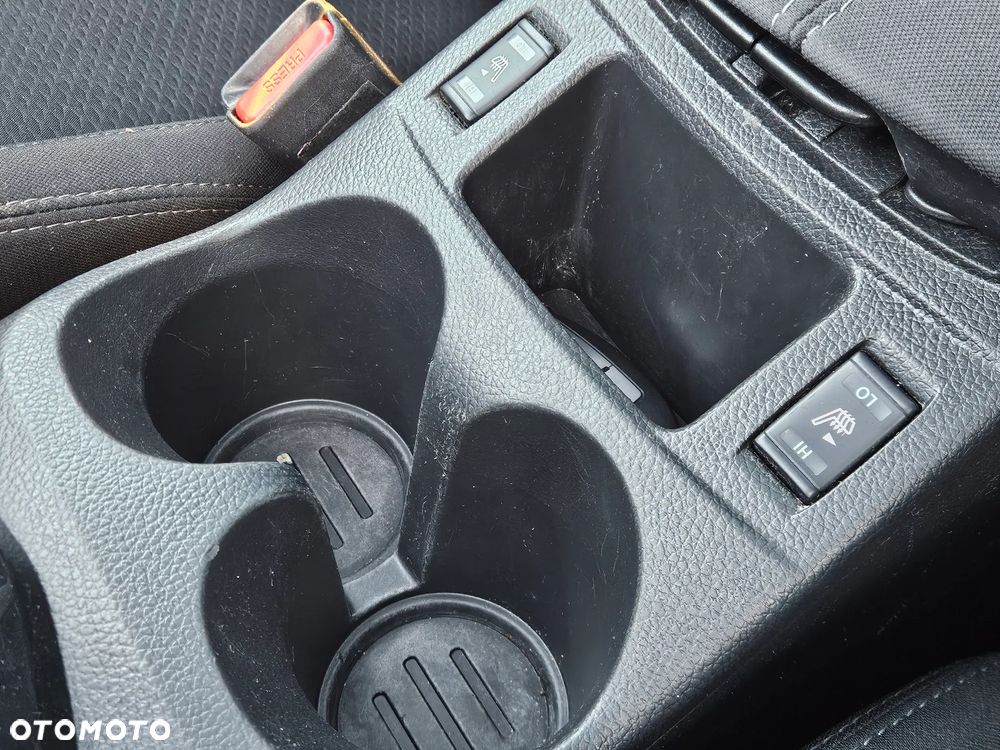 Nissan Qashqai 1.2 DIG-T N-Connecta Xtronic EU6 - 40