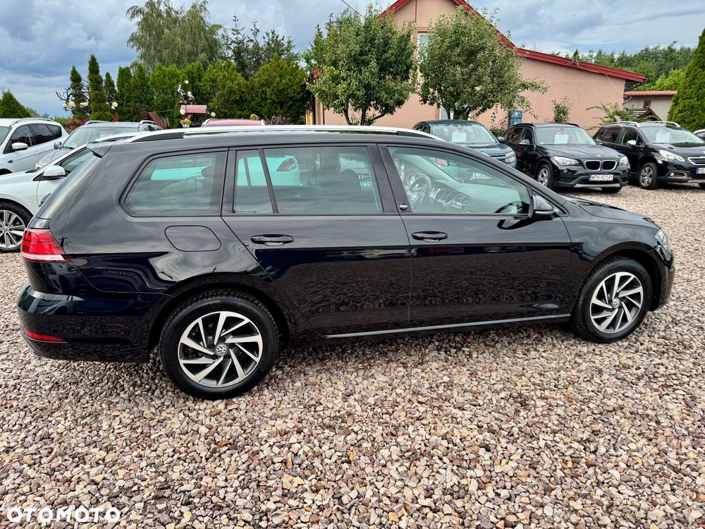 Volkswagen Golf 1.6 TDI Sound - 27