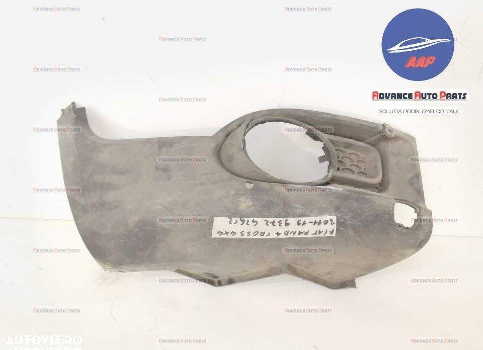 Grila proiector dreapta originala in stare buna Fiat  Panda  3 [2011 - - 1