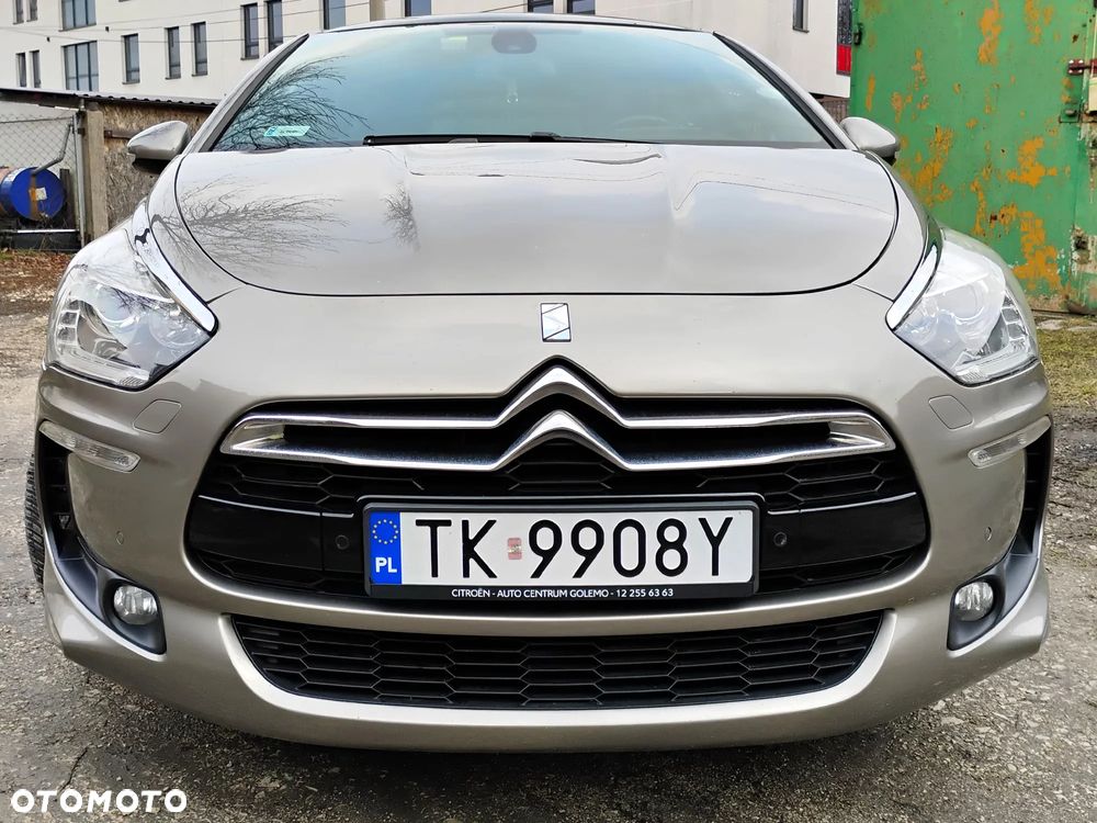 Citroën DS5 1.6 THP SoChic - 2