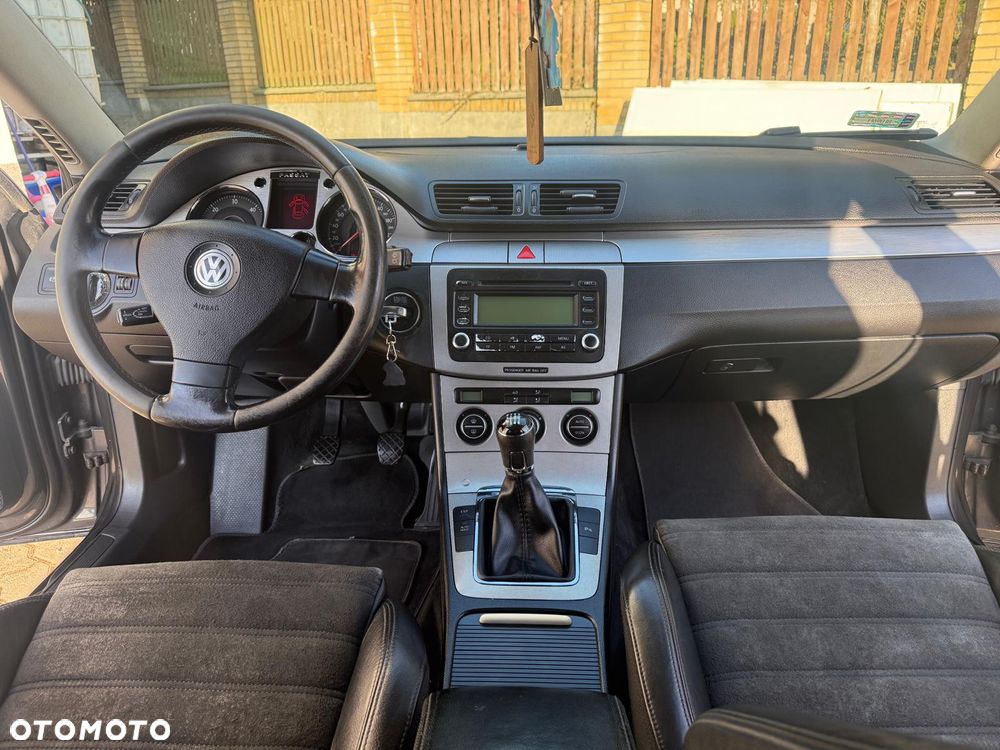 Volkswagen Passat 2.0 TDI Highline - 6