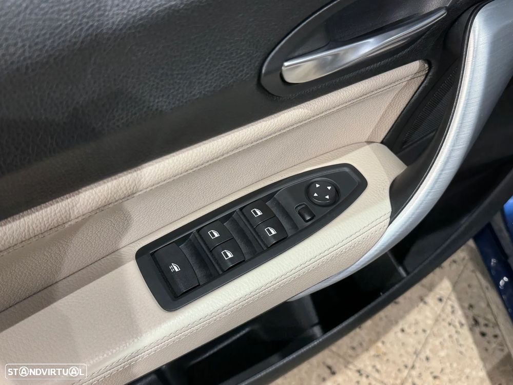 BMW 220 d Cabrio LIne Luxury Auto - 17