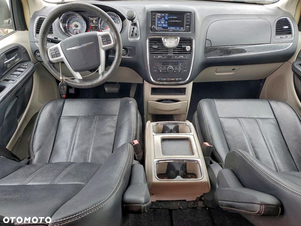 Chrysler Town & Country 3.6 Touring - 7