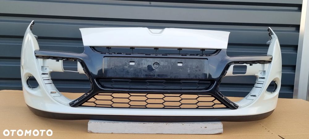 Renault Megane III Lift Coupe 2013- zderzak przód oryginał MC081 - 2