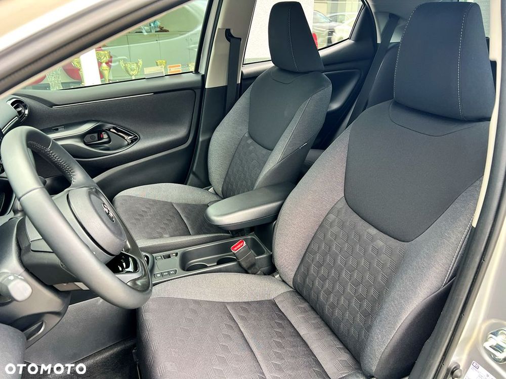 Toyota Yaris Hybrid 1.5 Style - 14