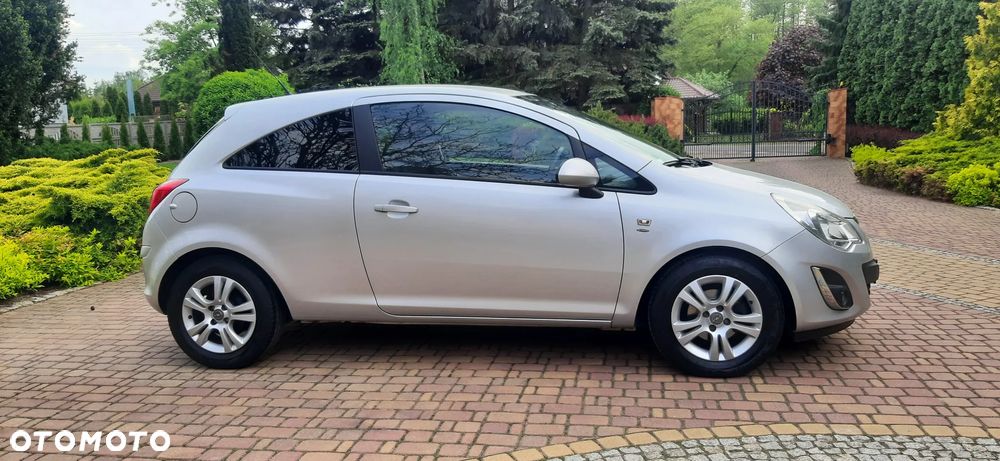 Opel Corsa - 4