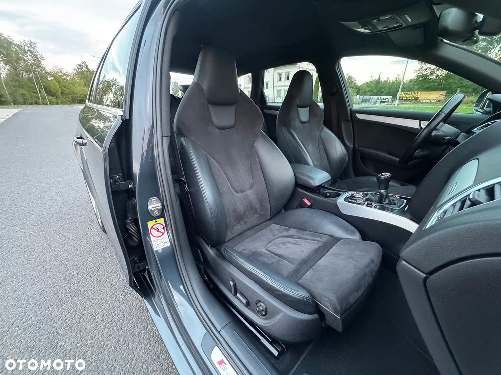 Audi A4 Avant 2.0 TDI DPF quattro S line Sportpaket (plus) - 11
