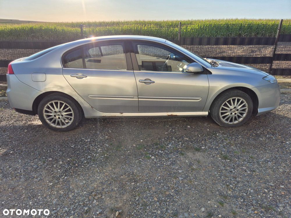 Renault Laguna - 3