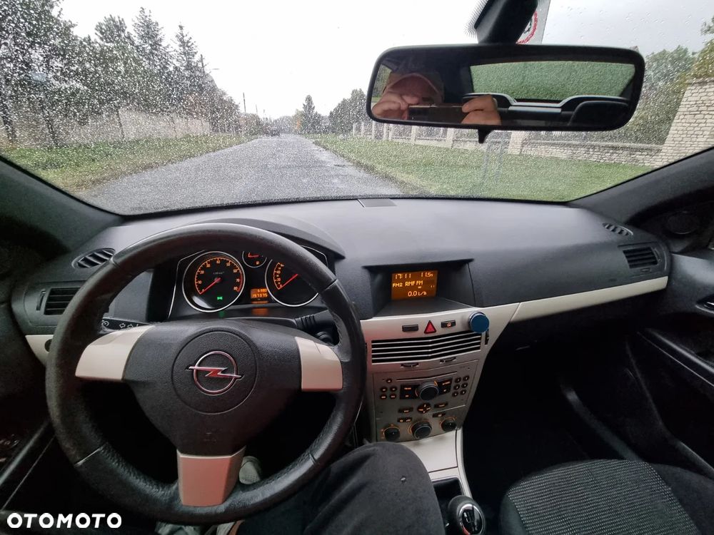 Opel Astra - 20