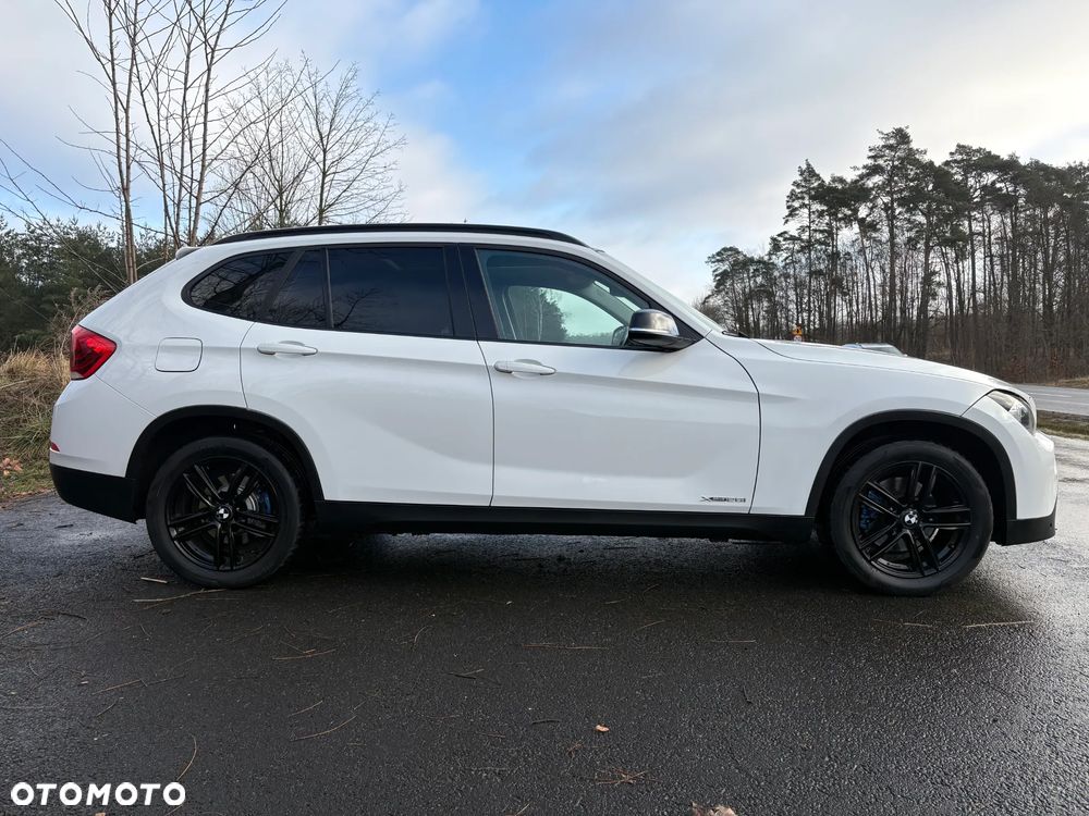 BMW X1 xDrive28i Sport Line - 3
