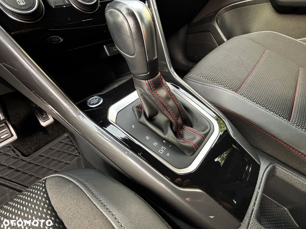 Volkswagen T-Roc 1.5 TSI ACT Premium DSG - 18