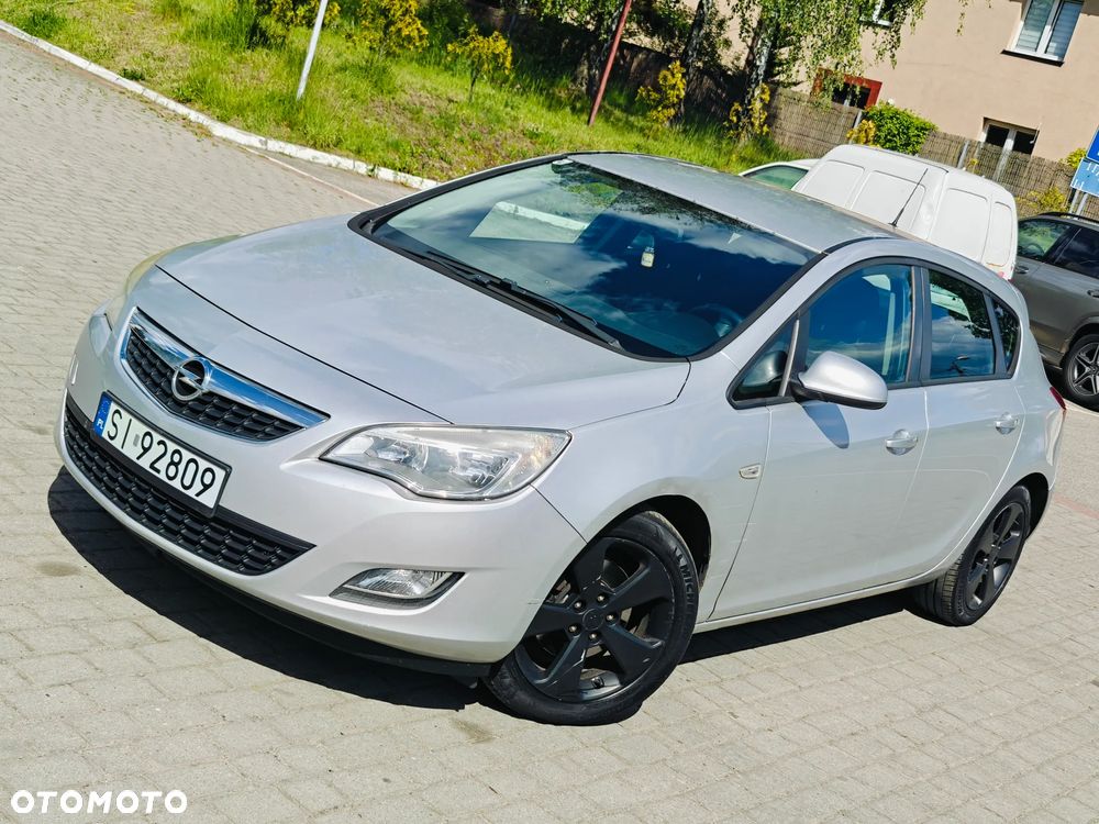 Opel Astra 1.7 CDTI Cosmo - 3