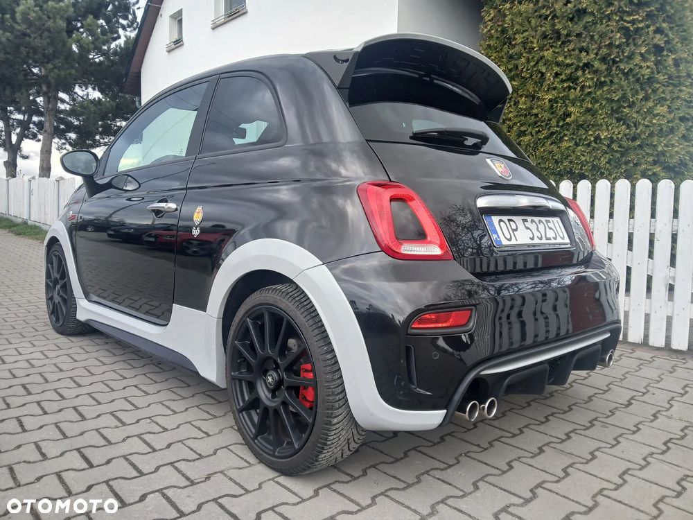 Abarth 695 - 10