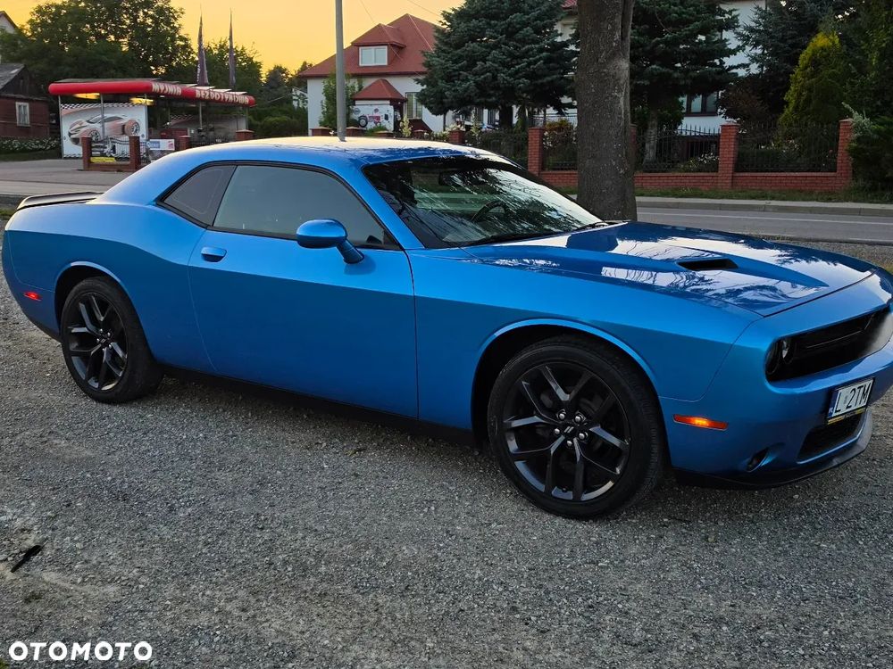 Dodge Challenger - 3