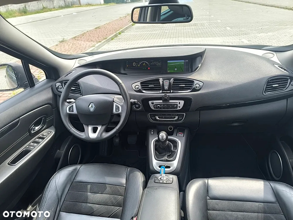 Renault Grand Scenic TCe 130 Bose Edition - 9