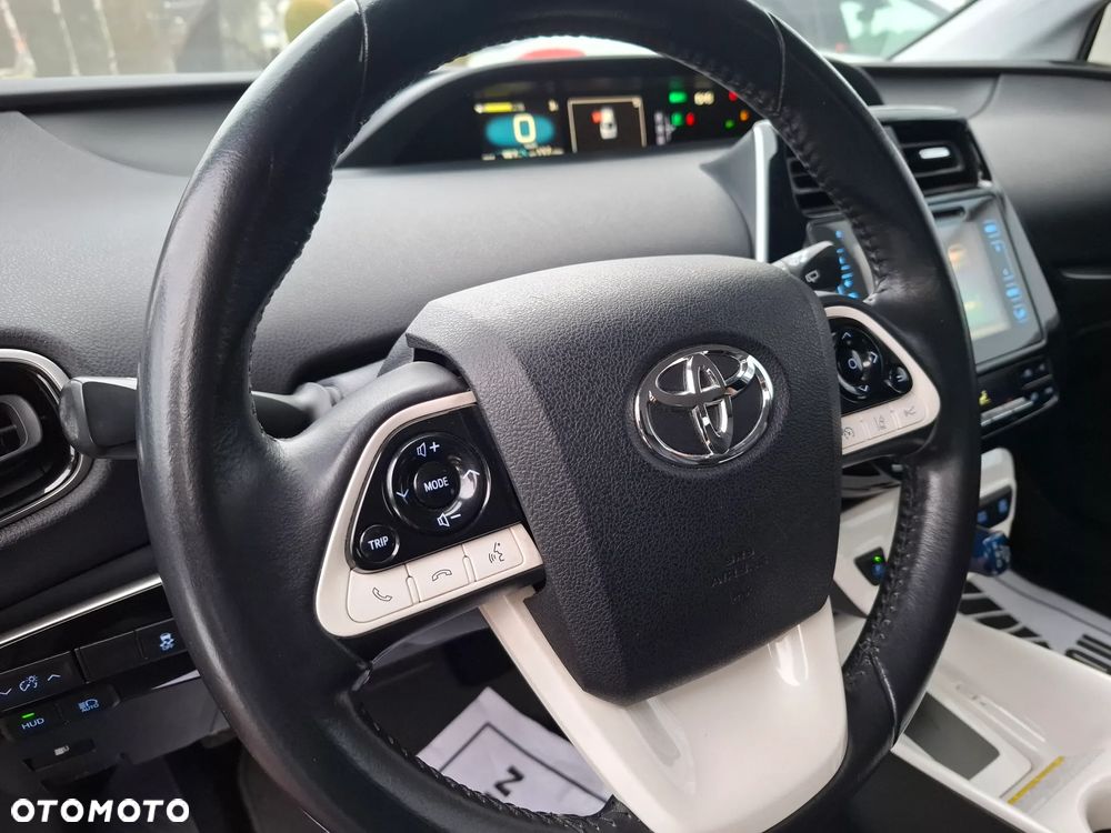 Toyota Prius 1.8 Hybrid Prestige - 24