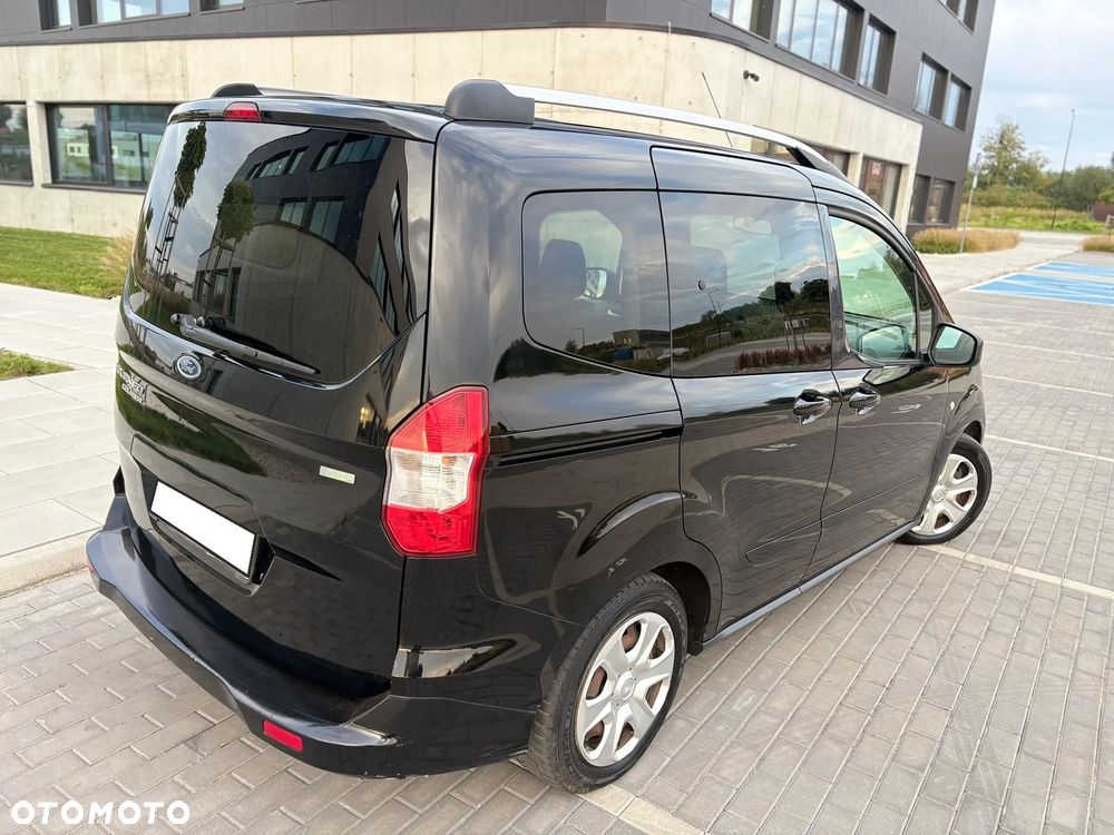 Ford Tourneo Courier 1.0 EcoBoost Sport - 16