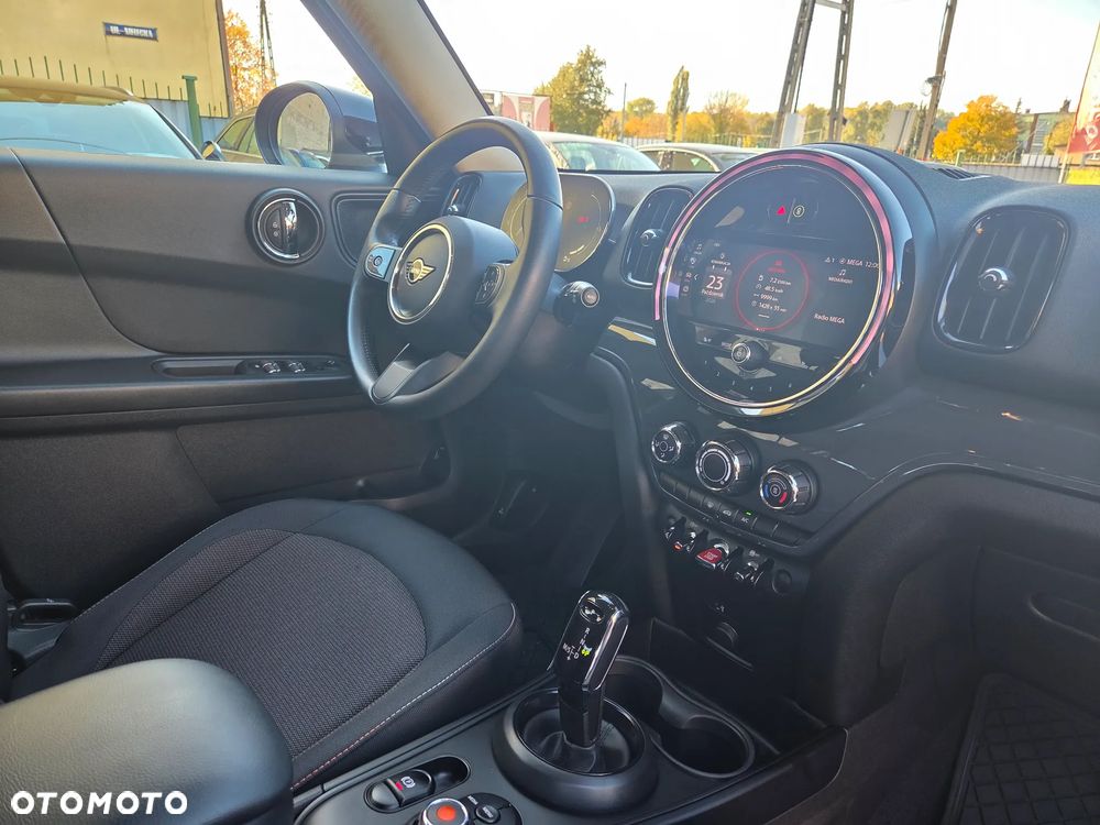 MINI Countryman Cooper Shadow Edition - 13
