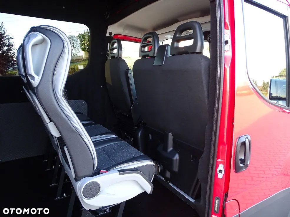 Iveco Daily 35S18 3.0 180 L4H3 Brygadówka DOKA 9 Osób BRUTTO!! UNIKAT!! JEDYNY TAKI!! JAK NOWY!! - 28