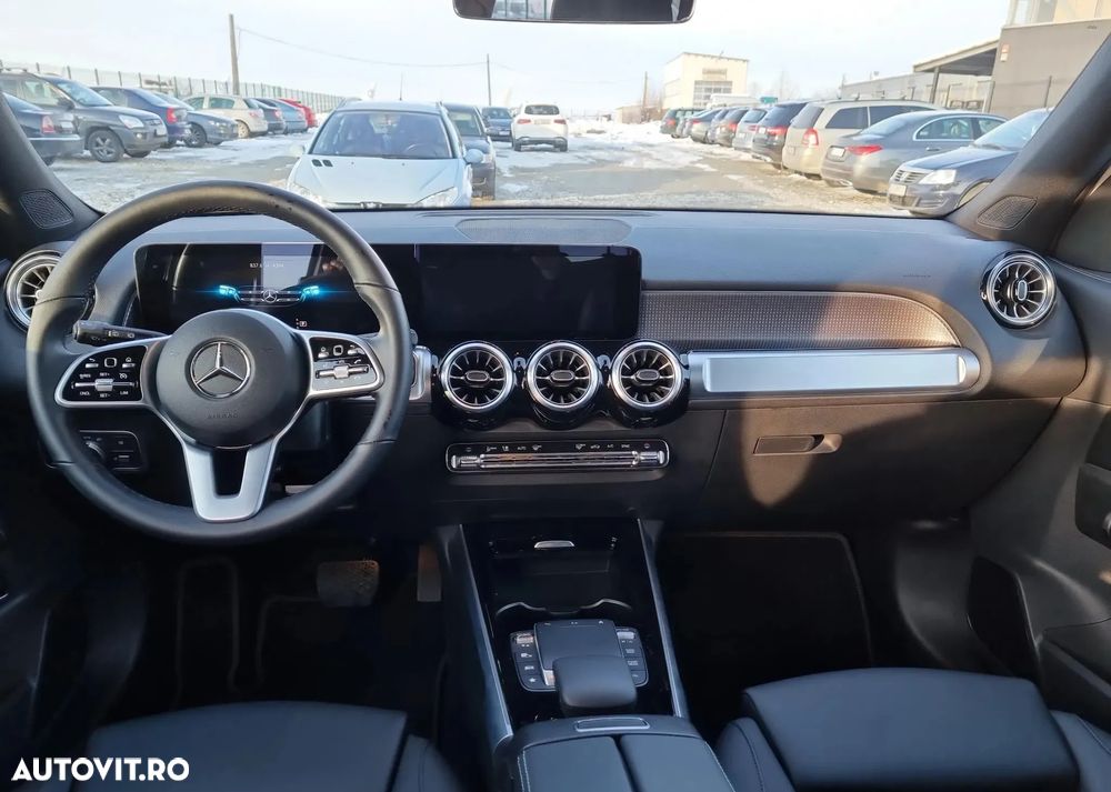 Mercedes-Benz GLB 200 7G-DCT - 8