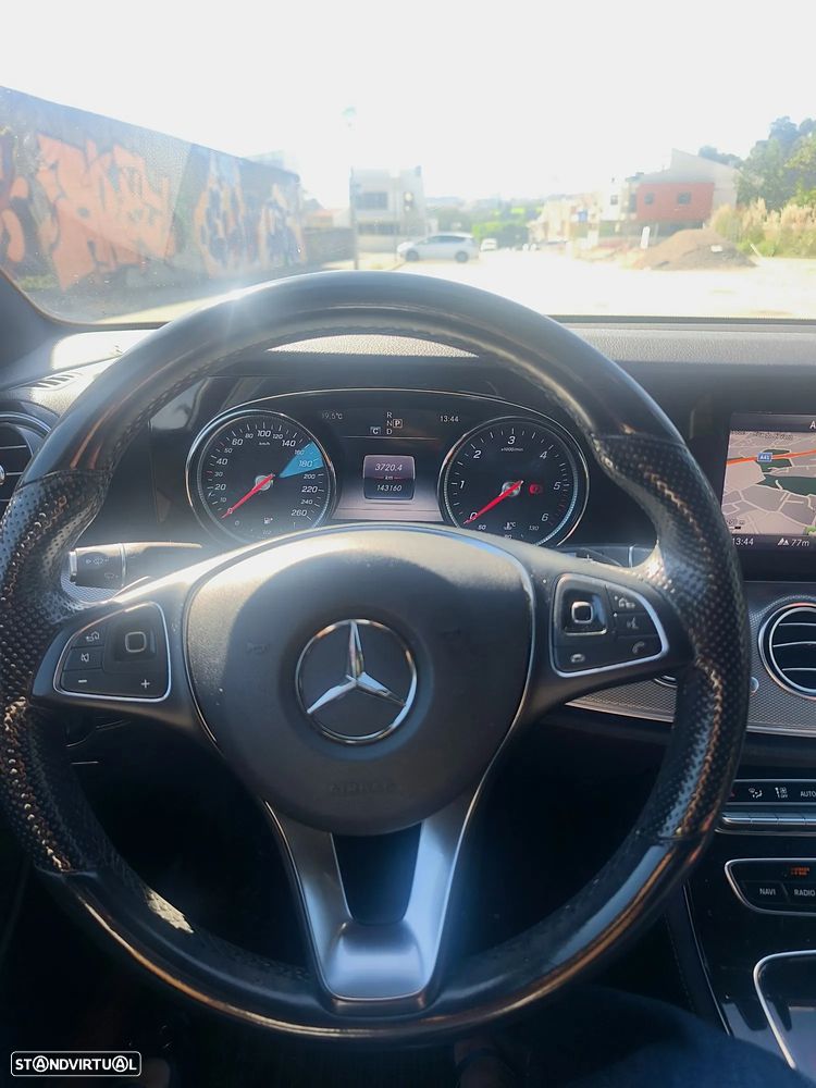 Mercedes-Benz E 220 - 8